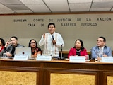 Integrantes del Poder Judicial, abogados y defensores indígenas participaron en los diálogos nacionales por justicia indígena realizados en Xalapa, Veracruz.