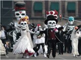 Desfile en el Centro Histórico, de la Ciudad de México, en 2019.