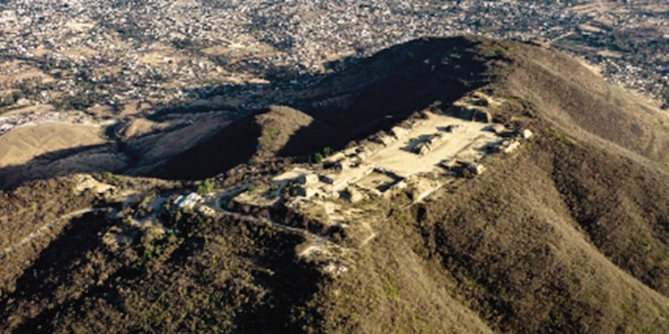 ZONA ARQUEOLÓGICA de Monte Albán,
en Oaxaca.