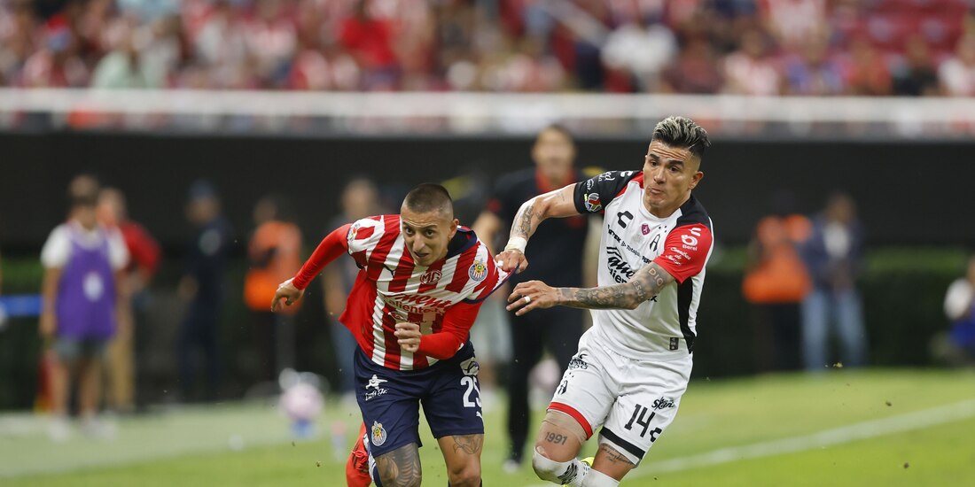 Atlas superó 3-2 a Chivas a domicilio en la fase regular del Apertura 2024. Foto: Mexsport