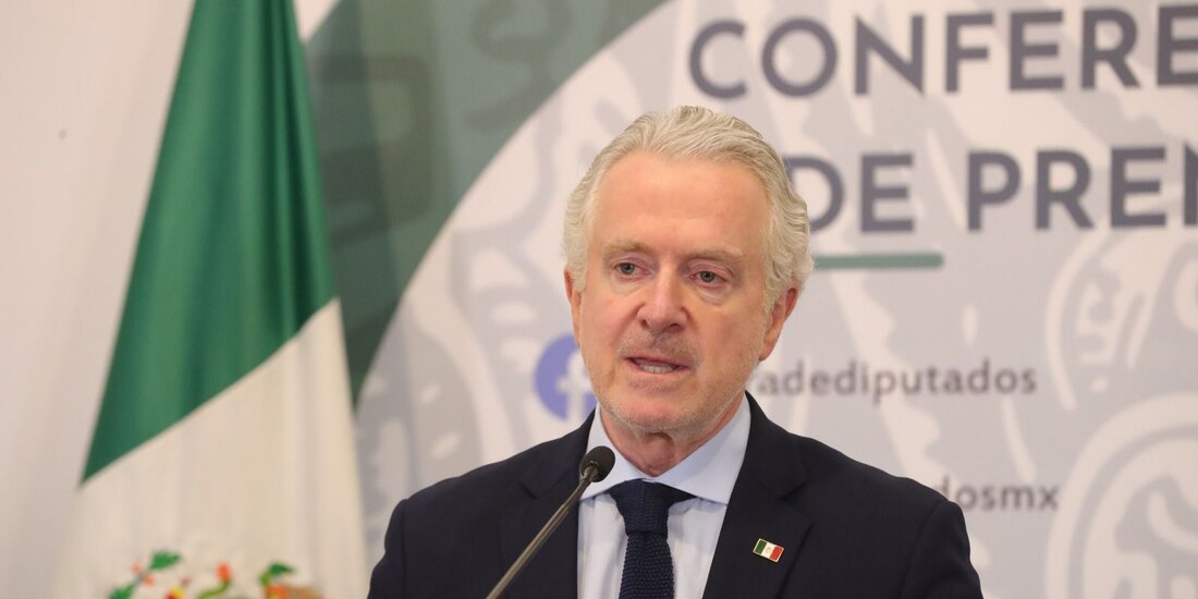 'A la hora que tú quieras', responde Santiago Creel a reto de AMLO sobre fideicomisos del Poder Judicial.