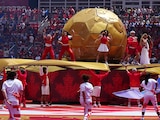 Bailarines actúan durante la ceremonia de apertura previa al partido de fútbol del Grupo B de la Copa Mundial entre Canadá y Bosnia, el viernes 12 de junio de 2026, en Toronto.