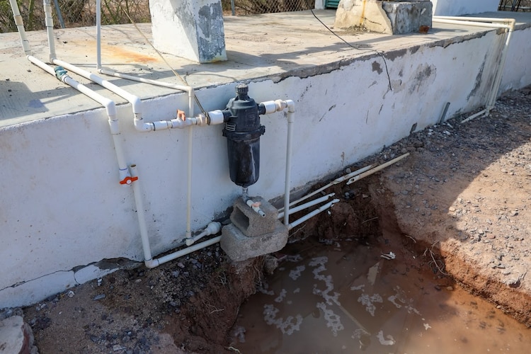 Instalaciones hidráulicas municipales sufrieron graves daños materiales tras los recientes actos de vandalismo en La Paz.