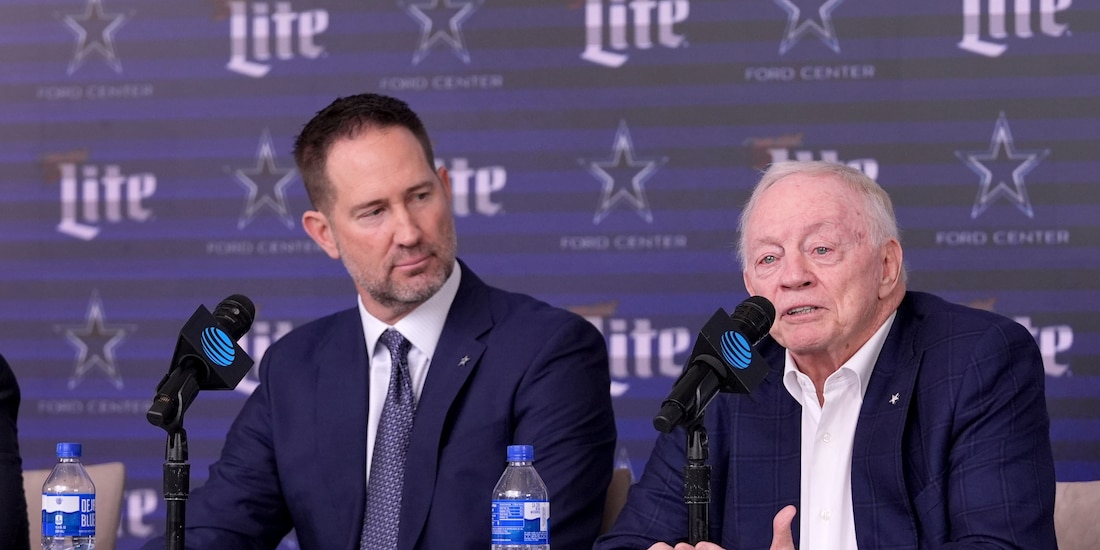 El coach y el dueño de los Vaqueros de Dallas atendieron a los medios de comunicación, ayer, en conferencia.