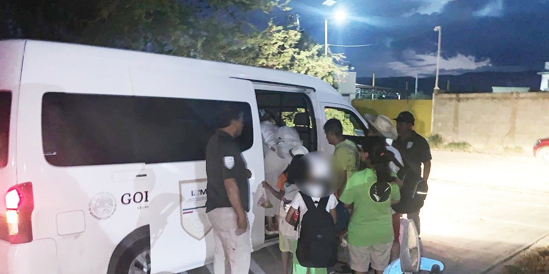 INM deporta a personas migrantes que venían de Kazajistán