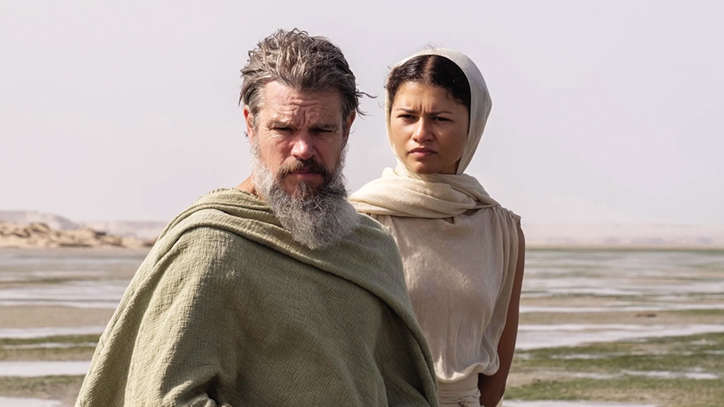 Matt Damon en el papel de Odiseo, y Zendaya como la diosa Atenea
en una escena de la película.