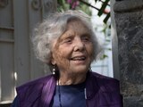 Elena Poniatowska denunció que le robaron un cuadro de la artista Naui Olin.
