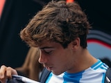 Franco Colapinto llegó al Gran Premio de Bélgica con una manta de Diego Maradona y Lionel Messi.