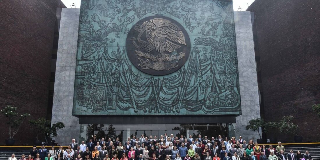 Asesores de diputados protestarán para exigir que cumplan con contrataciones.