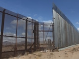 Trabajos del muro fronterizo con Estados Unidos se mantienen detenidos.