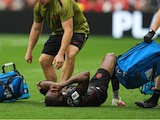 Ismael Koné sufre lesión de tibia.