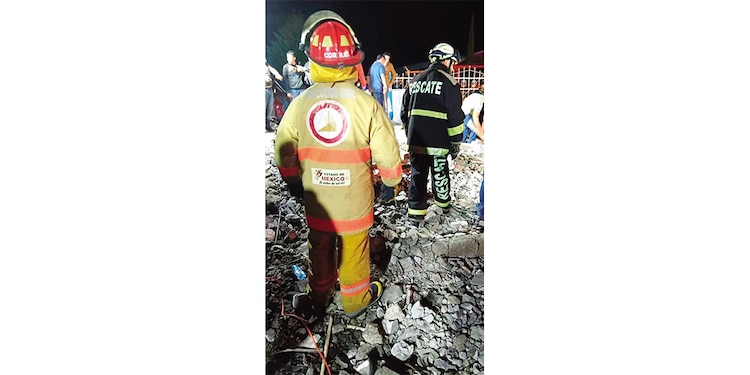 UN AMPLIO operativo de rescate se implementó en la zona del siniestro.