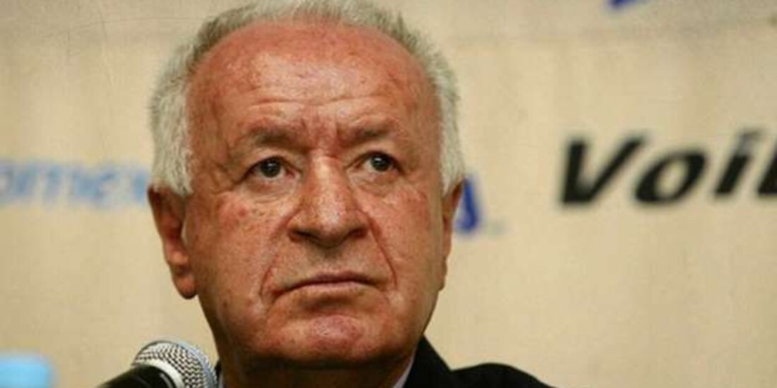 Aarón Padilla también militó en las filas del Atlante.