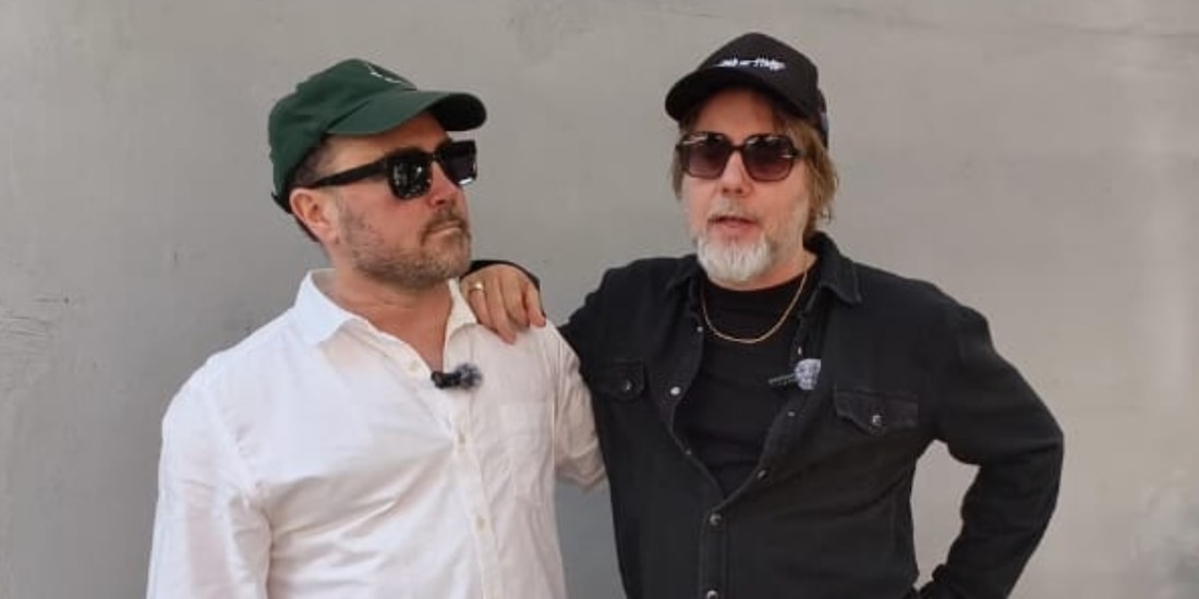 El vocalista Kevin Drew y el músico Evan Cranley de Broken Social Scene