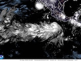 Huracán "Polo" ingresó a Baja California Sur.