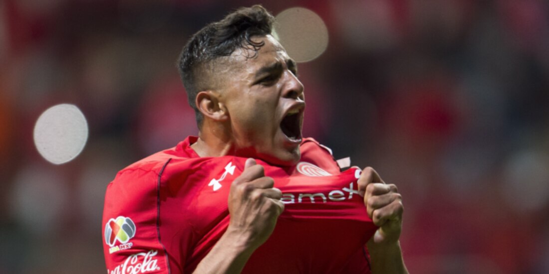 Alexis Vega vuelve a vestir la playera de los Diablos de Toluca