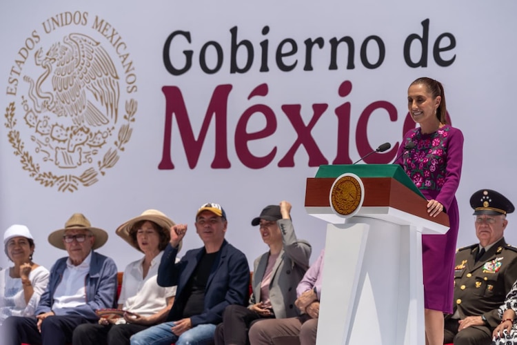 Claudia Sheinbaum expuso logros alcanzados en 20 meses de gobierno.