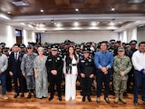La gobernadora Tere Jiménez encabeza la entrega de reconocimientos a los cuerpos policiacos en Palacio de Gobierno.