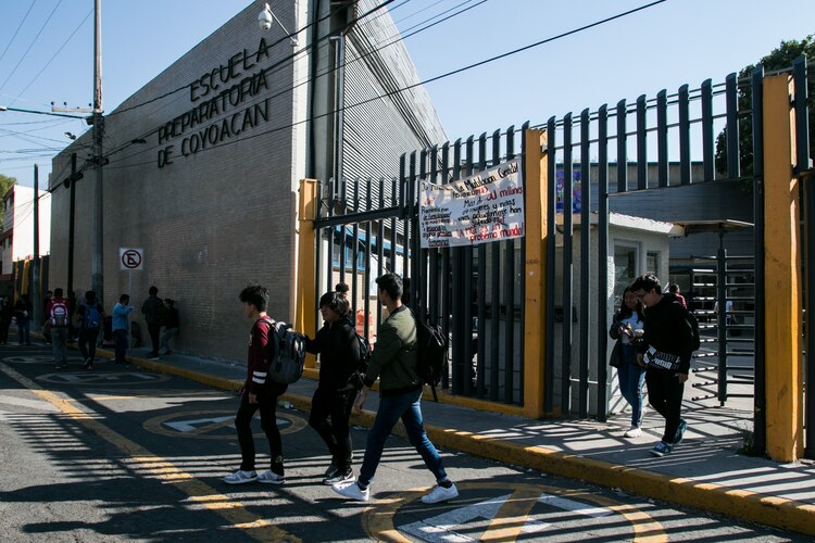Escuela Nacional Preparatoria, Plantel 6