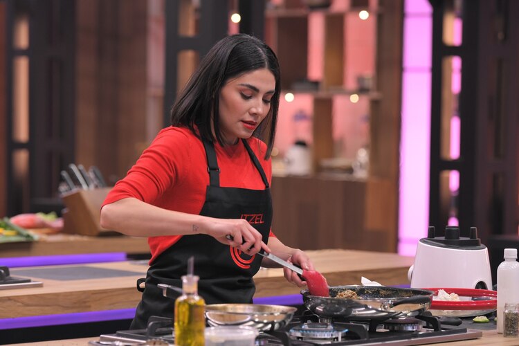 Itzel Barro, la séptima eliminada de MasterChef Celebrity México