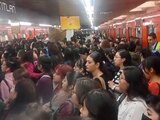 Metro CDMX inició la jornada con aglomeraciones en rutas como la Línea 9, en foto.