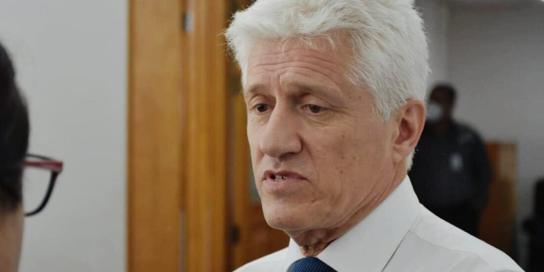 Reconoce respaldo de neurólogos, neurocirujanos, internistas e infectólogos para detección oportuna, así como del Gobernador Esteban Villegas de no escatimar en tratamientos.<br>