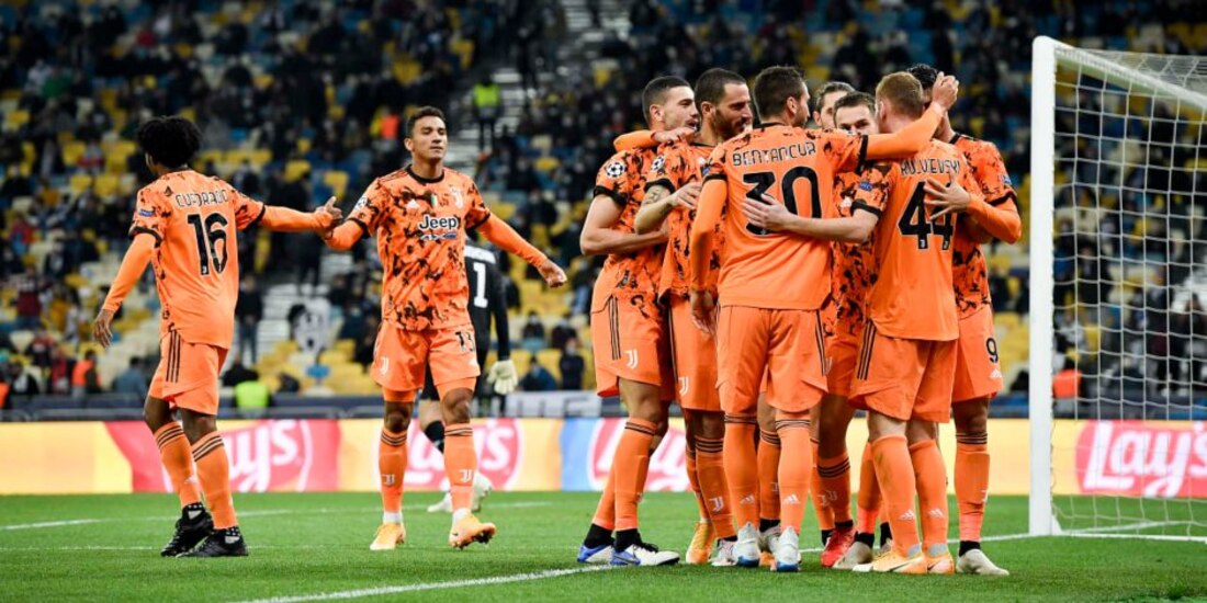 Jugadores de la Juventus celebran un gol en la Champions League
