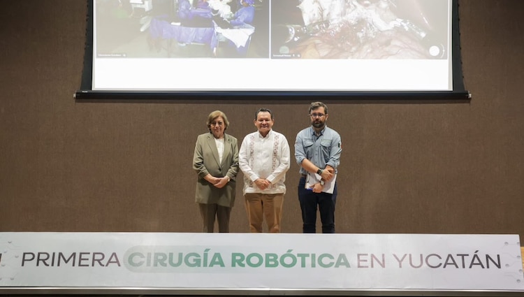 Realizan primera cirugía robótica en Yucatán, en el Nuevo Hospital General ‘Dr. Agustín O’Horán’.