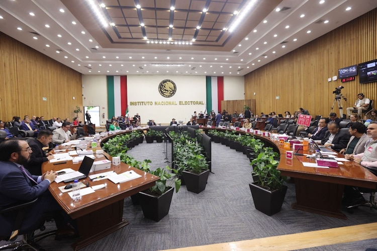 Sesión extraordinaria del Consejo General del INE, el 30 de julio de 2026.