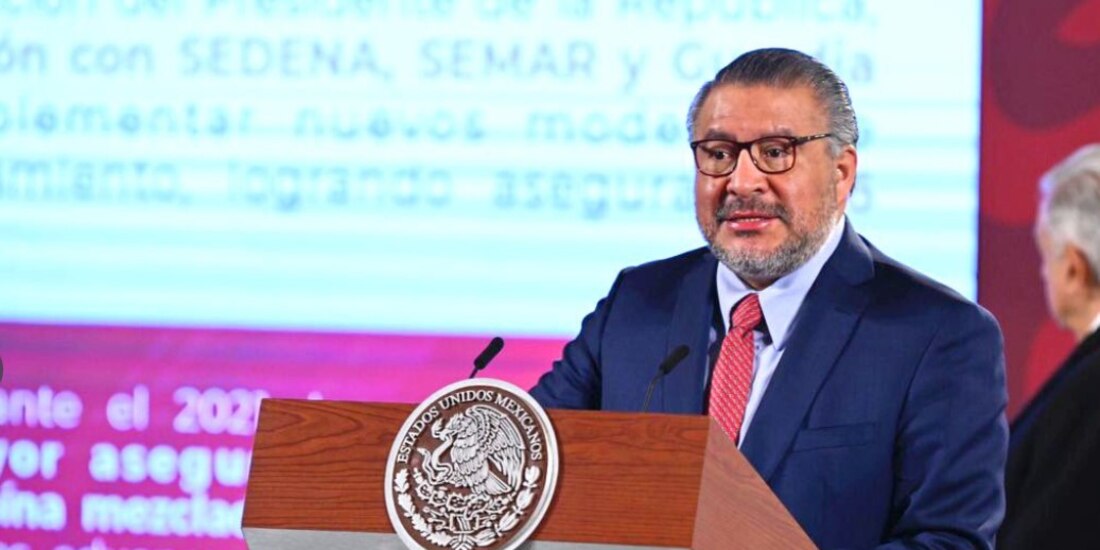 Horacio Duarte, coordinador de campaña de Delfina Gómez, es denunciado por efectuar violencia política de género. 