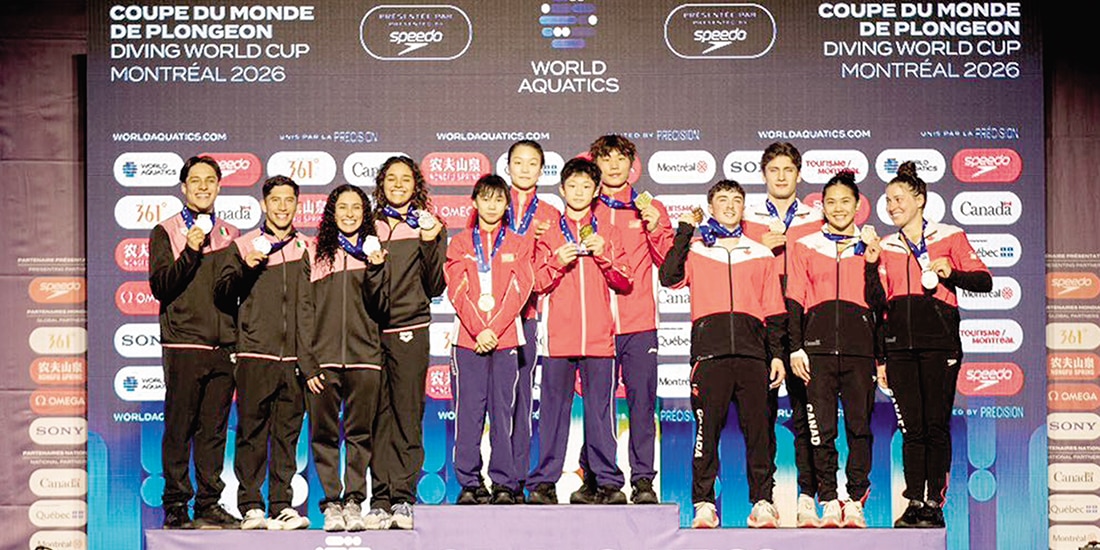 Los clavadistas mexicanos, en sus premiaciones y saltos en Canadá.