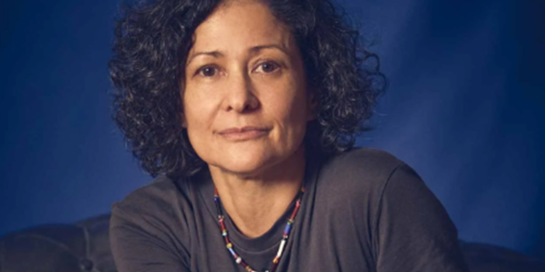 La escritora Pilar Quintana en una
sesión de fotos