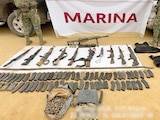 ELEMENTOS de la Secretaría de Marina, ayer, en un recorrido por Sinaloa