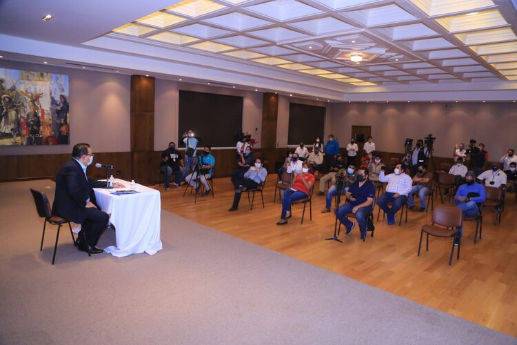 El titular de la Unidad, Raúl Ramírez Castañeda en conferencia de prensa