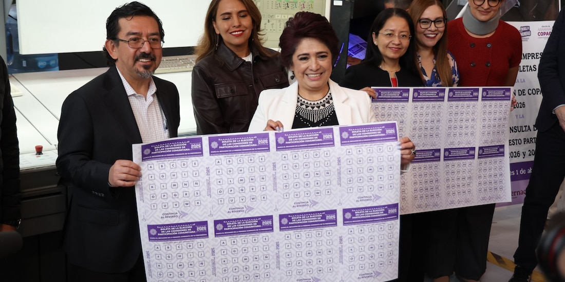 Patricia Avendaño, consejera presidenta del IECM, durante el inicio de impresión de boletas de la elección de COPACO y la Consulta de Presupuesto Participativo 2026 y 2027.