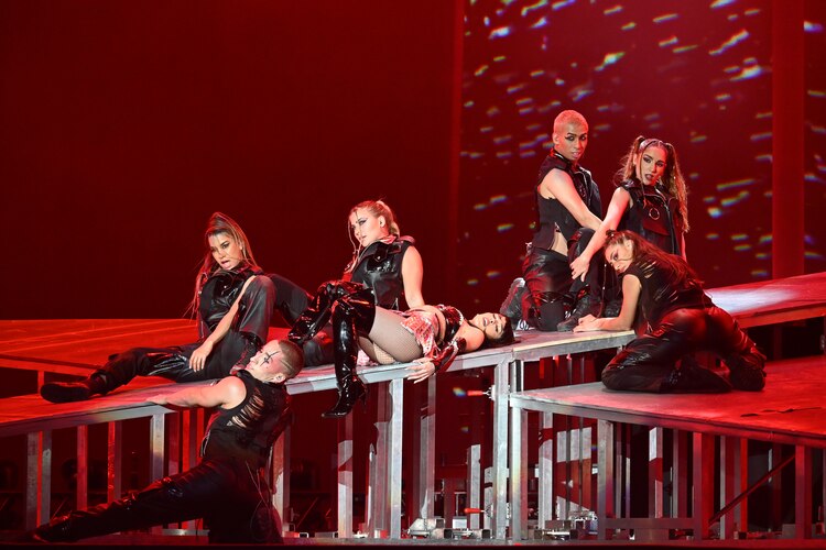 Danna Paola derrochó sensualidad.