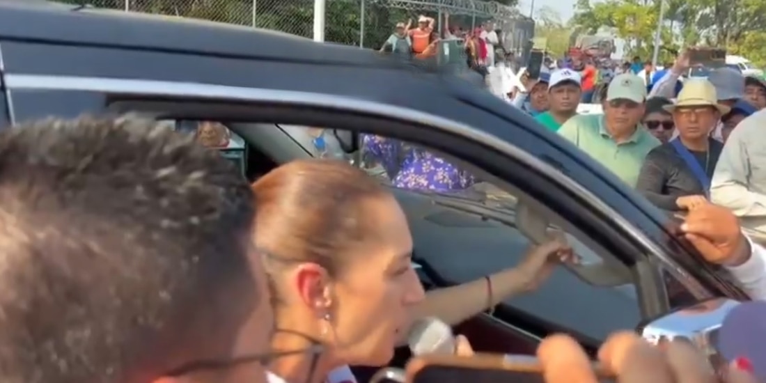 Claudia Sheinbaum, presidenta de México, fue interceptada por maestros de la CNTE.
