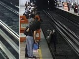 Rescatan a perrito que cayó a las vías del Metro en la estación Cuitláhuac.