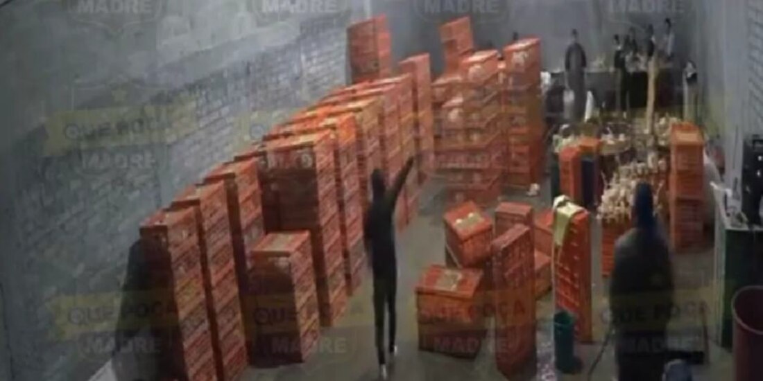 Así secuestraron a 4 vendedores de pollo en Toluca, Edomex.