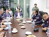 REUNIÓN de funcionarios de Guanajuato, ayer, tras el ataque ocurrido el domingo.