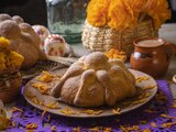 En México existen 800 variedades de pan de muerto.