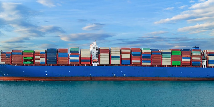 Exportaciones mexicanas a Estados Unidos crecieron 12.95% en primer semestre de 2026.