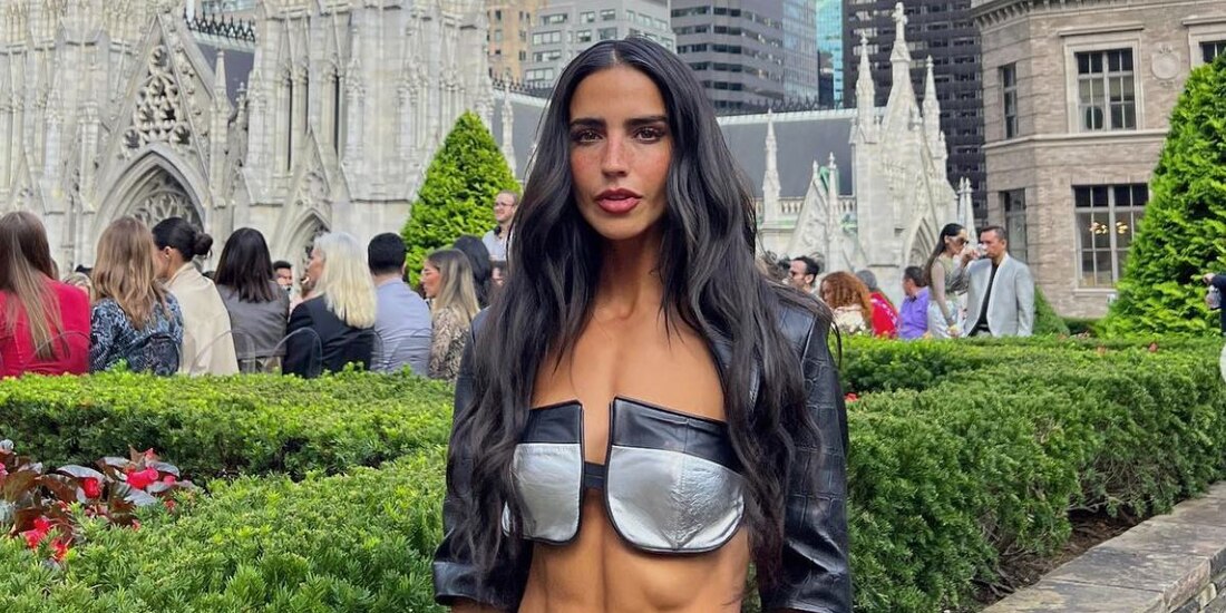 Critican a Bárbara de Regil por opacar a su hermana el día de su boda