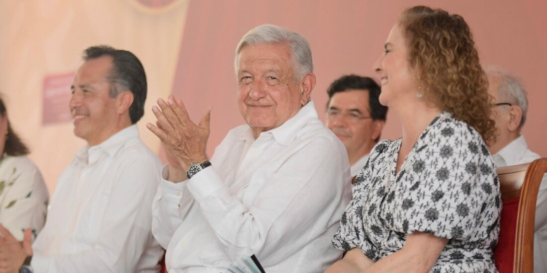 En la imagen, el Presidente Andrés Manuel López Obrador y su esposa, Beatriz Gutiérrez.