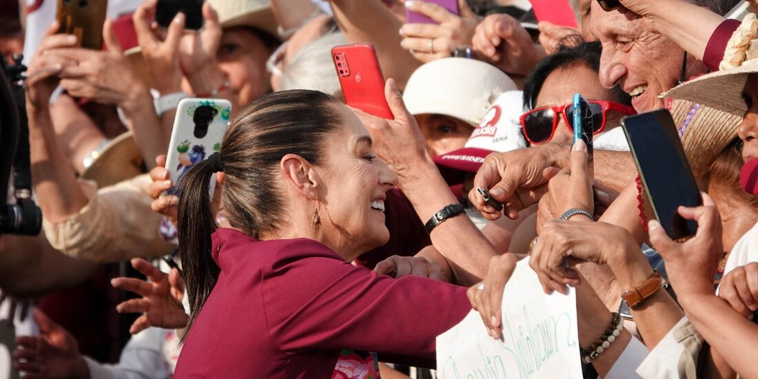 Claudia Sheinbaum durante su arranque de campaña en el Zócalo capitalino.