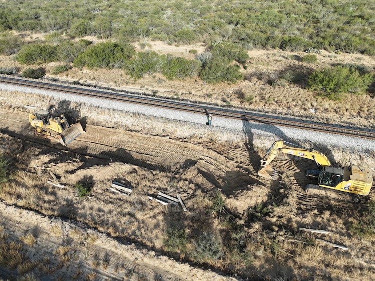 Proyecto ferroviario busca recuperar viajes de pasajeros en tren.