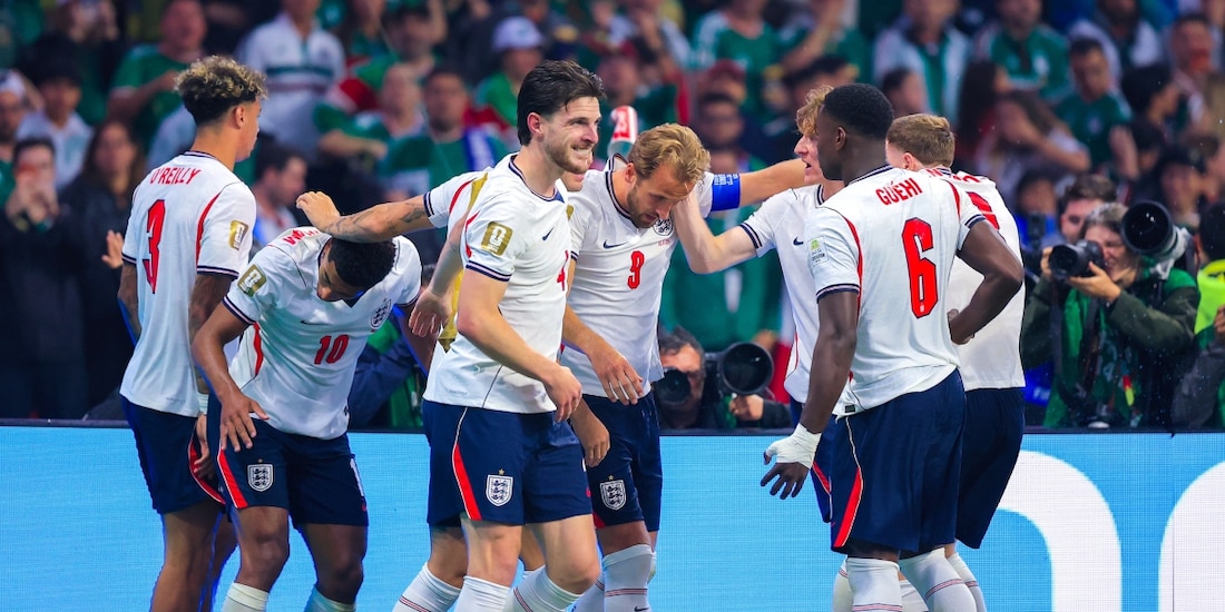 Un jugador de Inglaterra aseguró que en el Estadio Azteca vivió el mejor ambiente de su carrera como futbolista.
