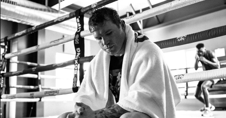 'Canelo' Álvarez es acusado de no pagar un servicio de fotografía