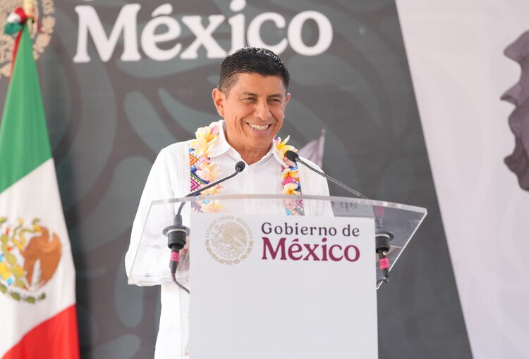 En la imagen, el gobernador Salomón Jara.