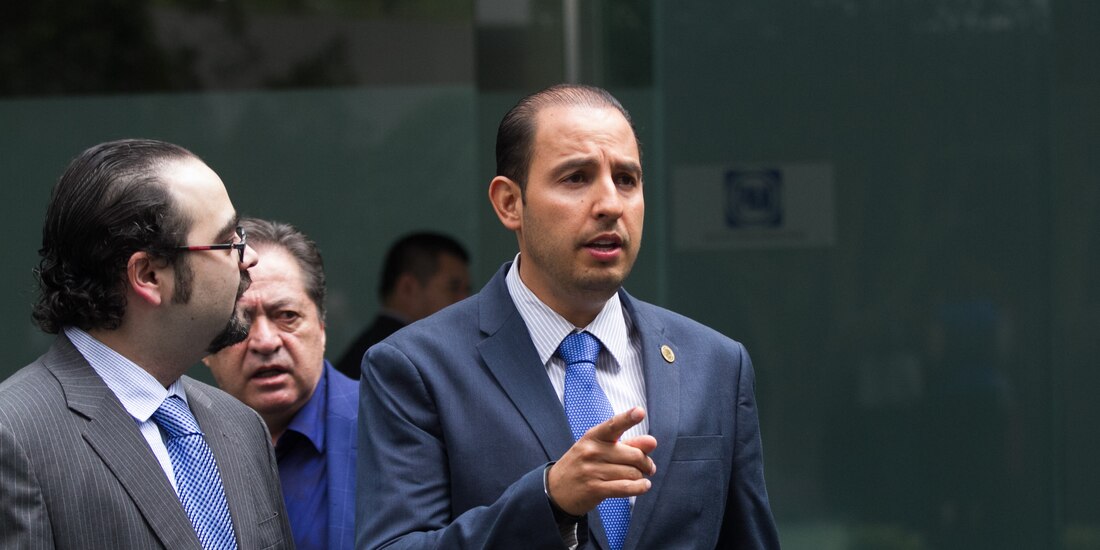 Marko Cortés (der.), presidente nacional del PAN